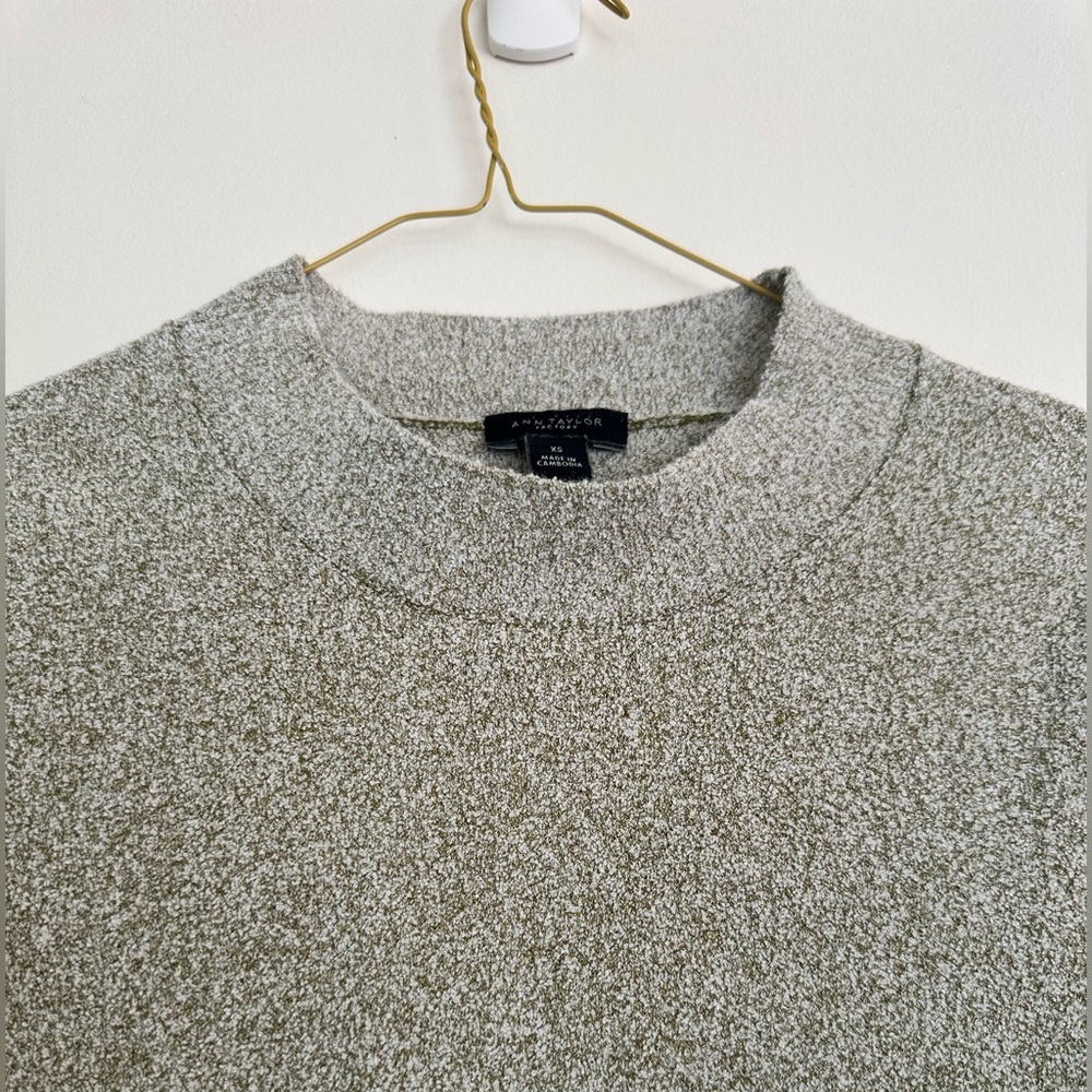 Woven Short Sleeve Sweater Tee Ann Taylor XS - Picture 4 of 4